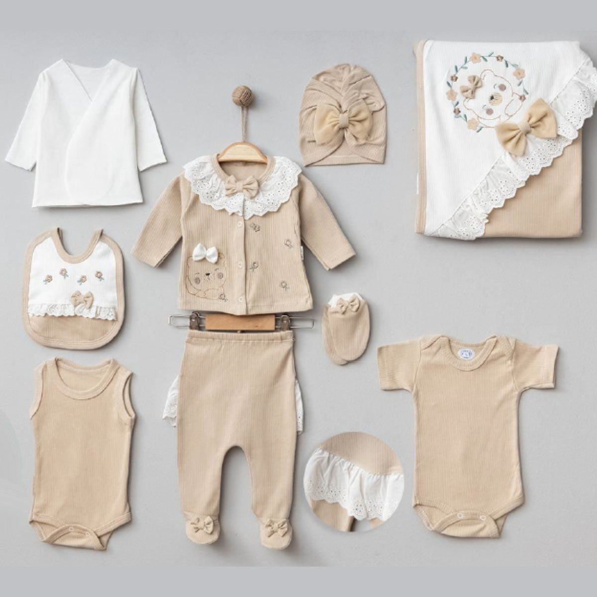 Set 10pz bimba con Dettagli in Pizzo orsetto 100% cotone 0-3 mesi