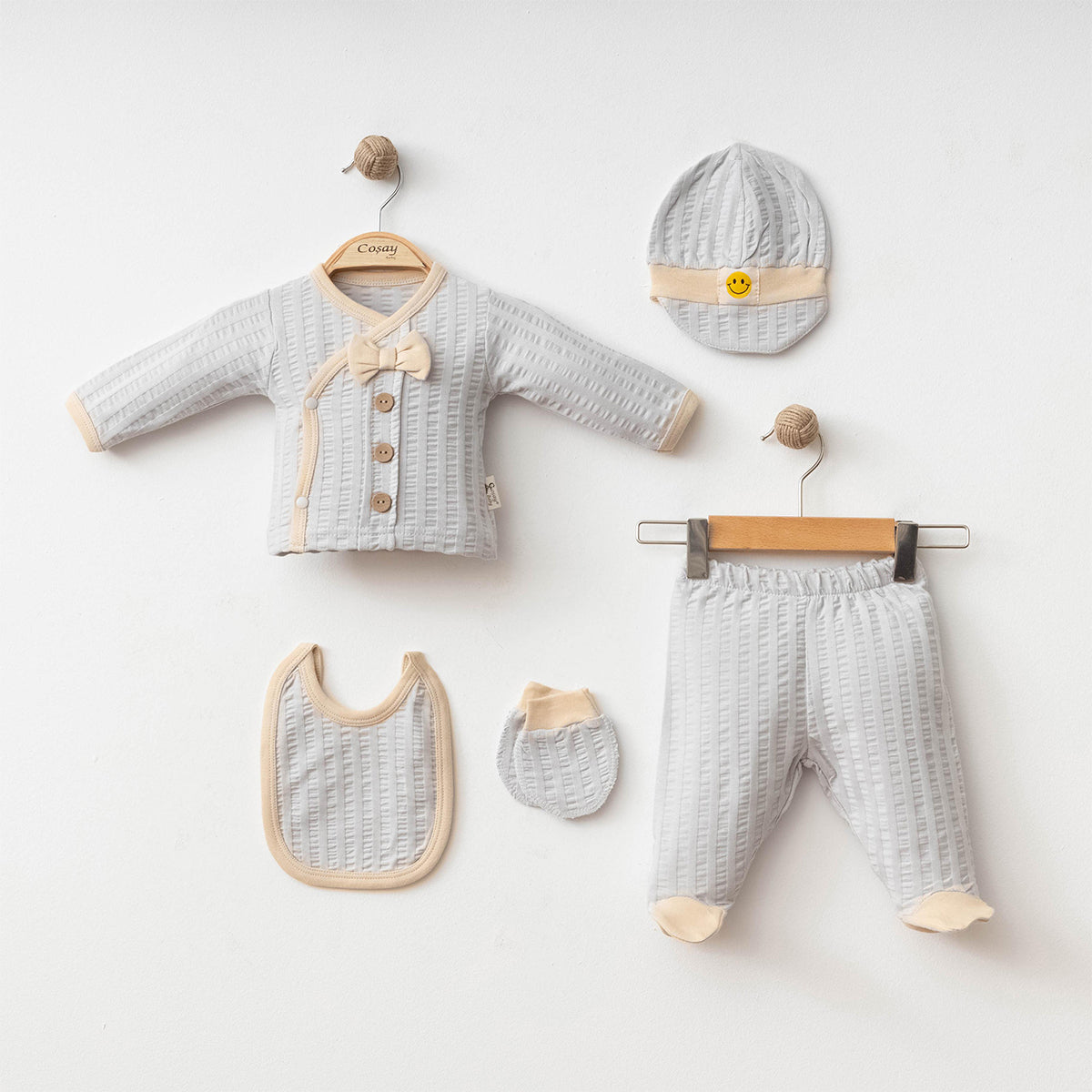 Set Neonato/ Bimbo 5 Pezzi in Cotone Eleganza e Comfort- Grigio e Beige