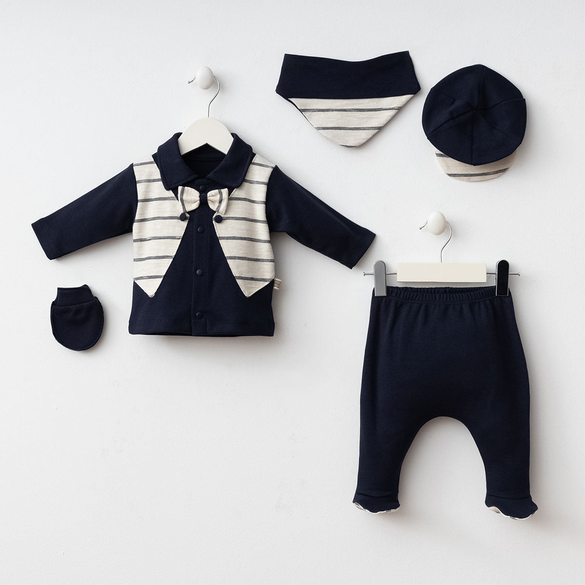 Set Neonato/ Bimbo 5pz 100% cotone con Dettagli a Righe 0-3 mesi