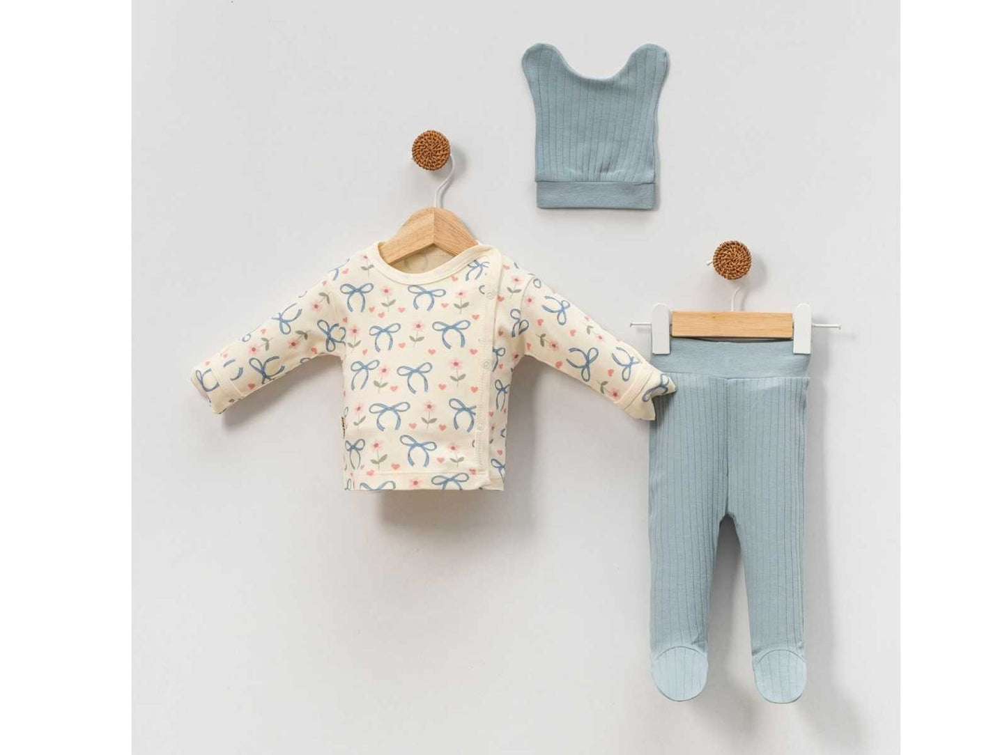 Set Nascita Neonata/ Bimba 3 Pezzi in Cotone Fiocchi e Fiori azzurro