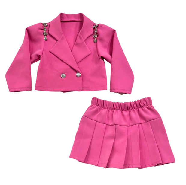 Traje rosa para niña con falda plisada