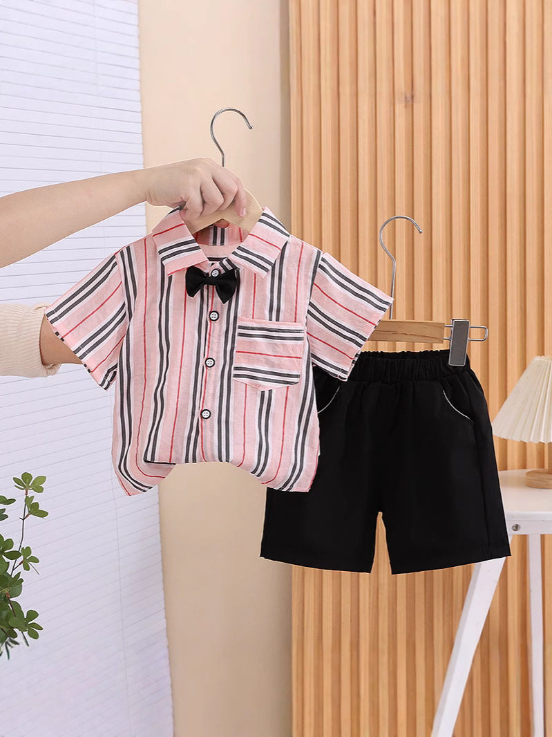 Completo estivo bambino con camicia a righe e pantaloncini neri - con papillon