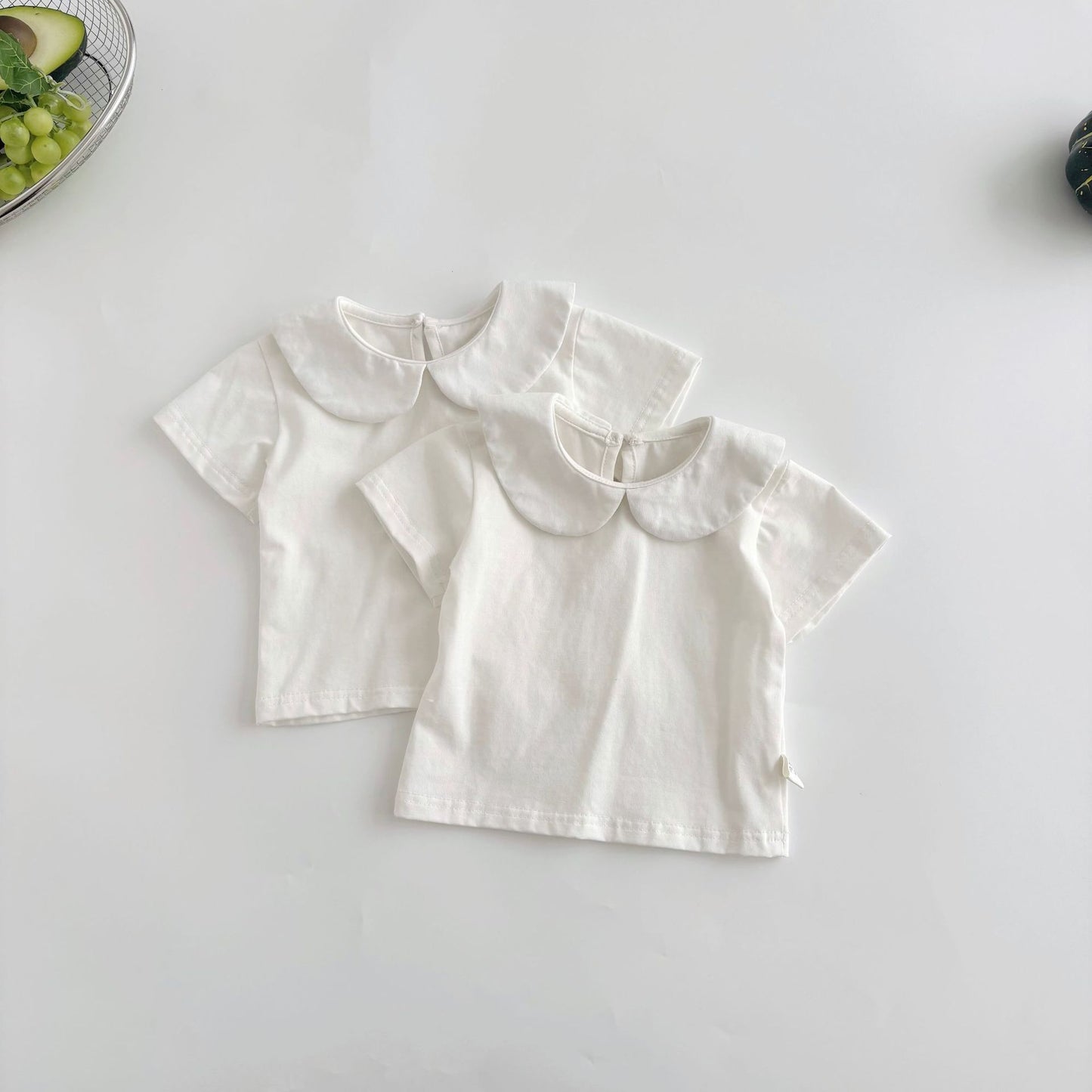 Completo bimba estivo con salopette , maglia e cappellino Beige o marroncino