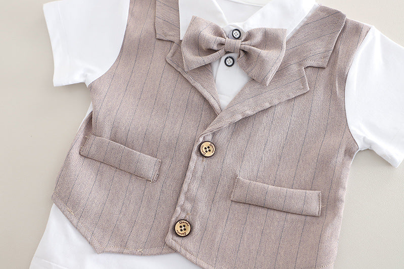 Completo Elegante 3 Pezzi per Bambino – Camicia, Gilet e Pantaloncini con Papillon