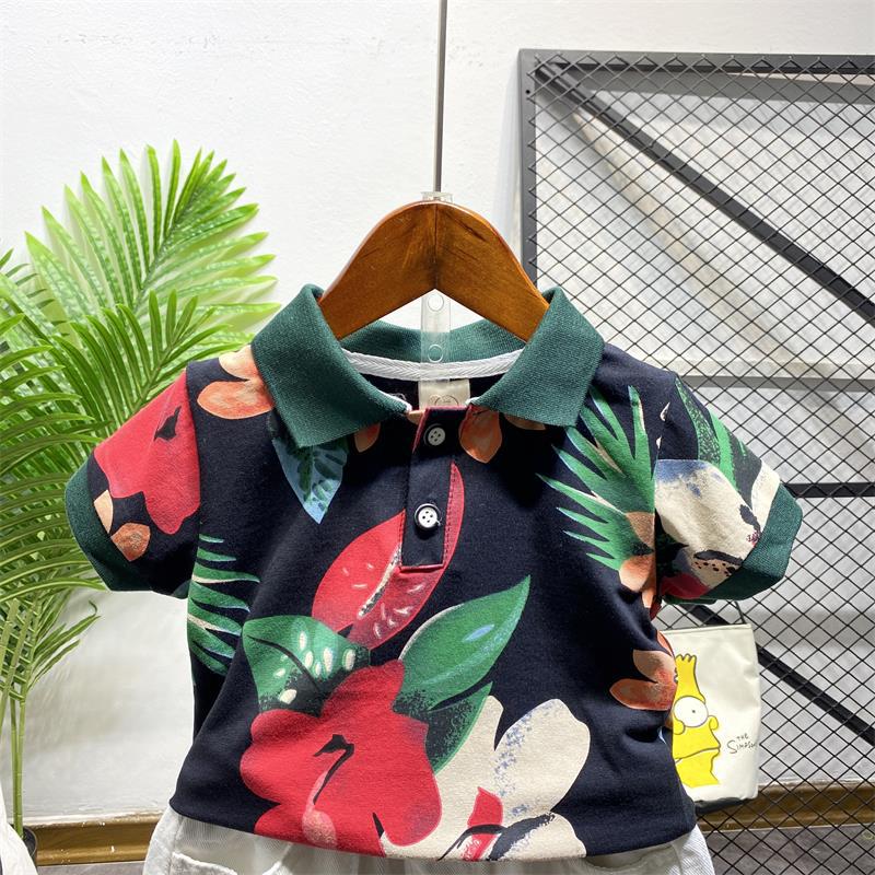 Completo Estivo Bambino Polo Tropicale e Shorts Bianchi
