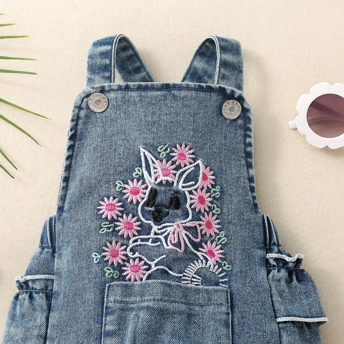 Salopette in Jeans con Ricamo Coniglietto + Fiocco Coordinato