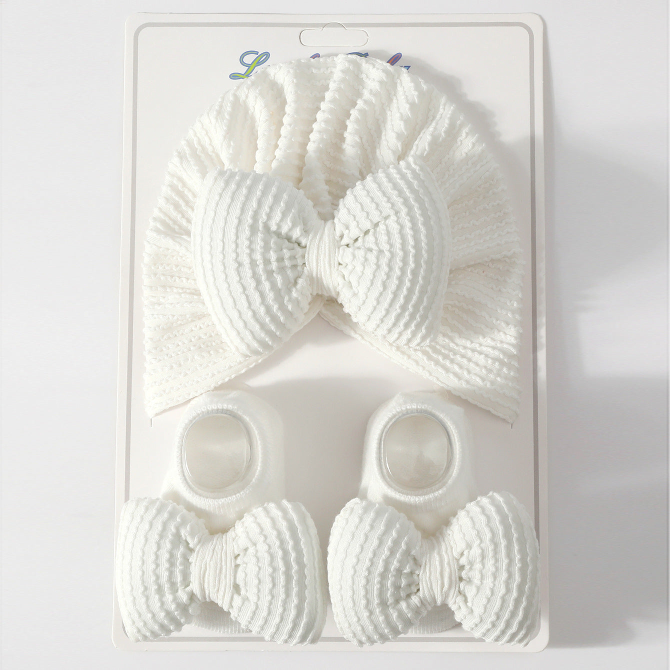 Set Accessori Neonata "Fiocchi d'Amore"