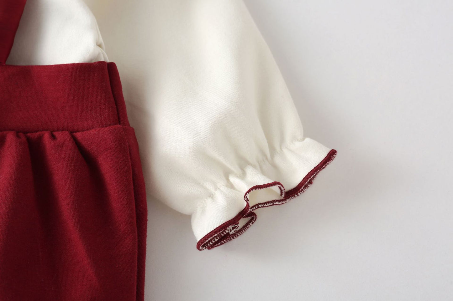 Tutina Completo Invernale Neonato 2 Pezzi con Fiocco e Cappellino – Rosso