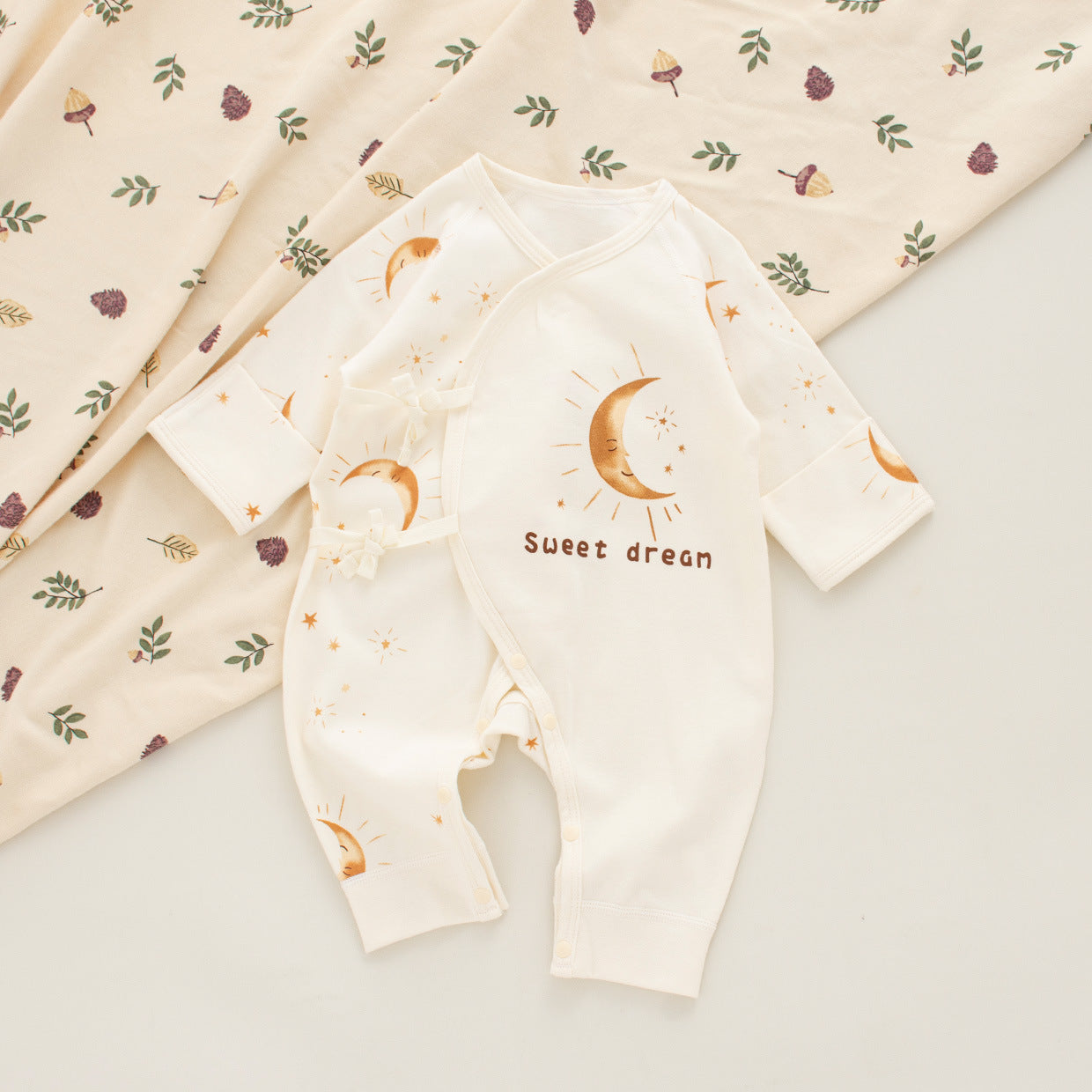Coordinato Set Neutro Neonato/a Bimbo/ Bimba 3 pezzi – Sweet Dream Luna e Stelle