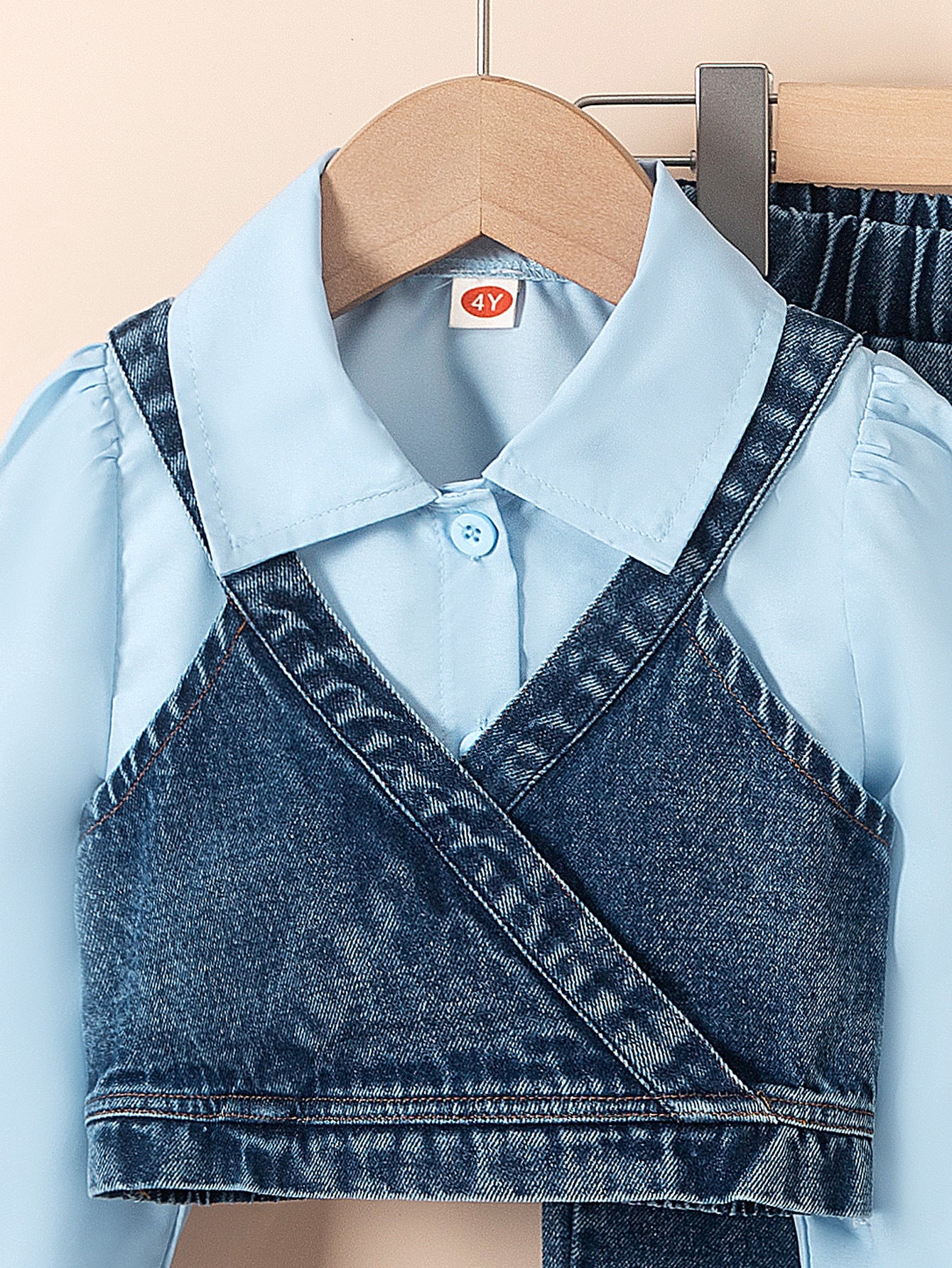 Completo Bimba Elegante - Camicia Azzurra e Set in Denim con Perline