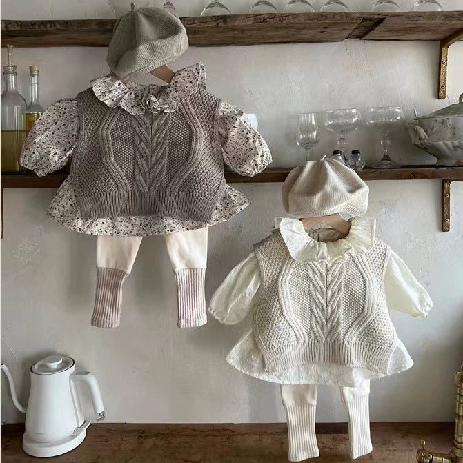 Maglia Treccia Bambina – Stile Nordic Chic