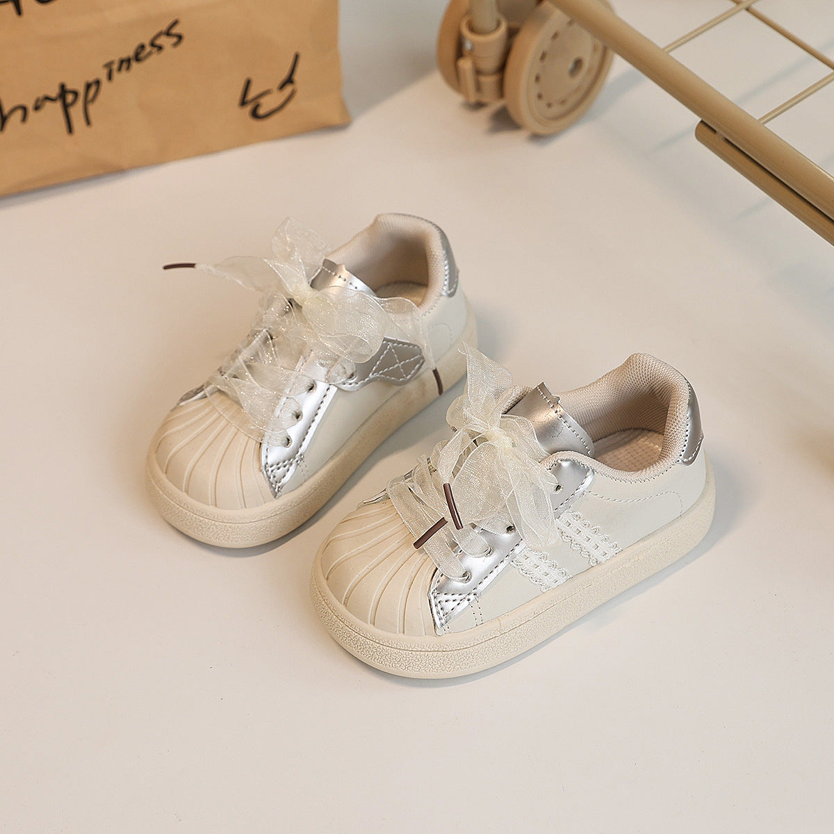 Sneakers Bambina con Punta Rinforzata e Lacci in Organza