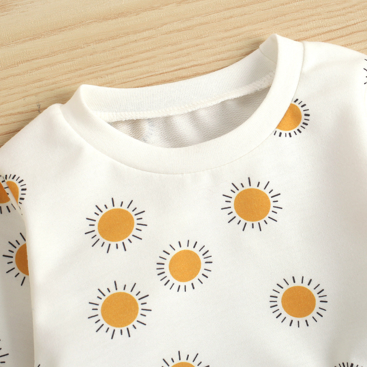 Salopette in Jeans + Maglia Maniche Lunghe con Sole BIMBO/BIMBA