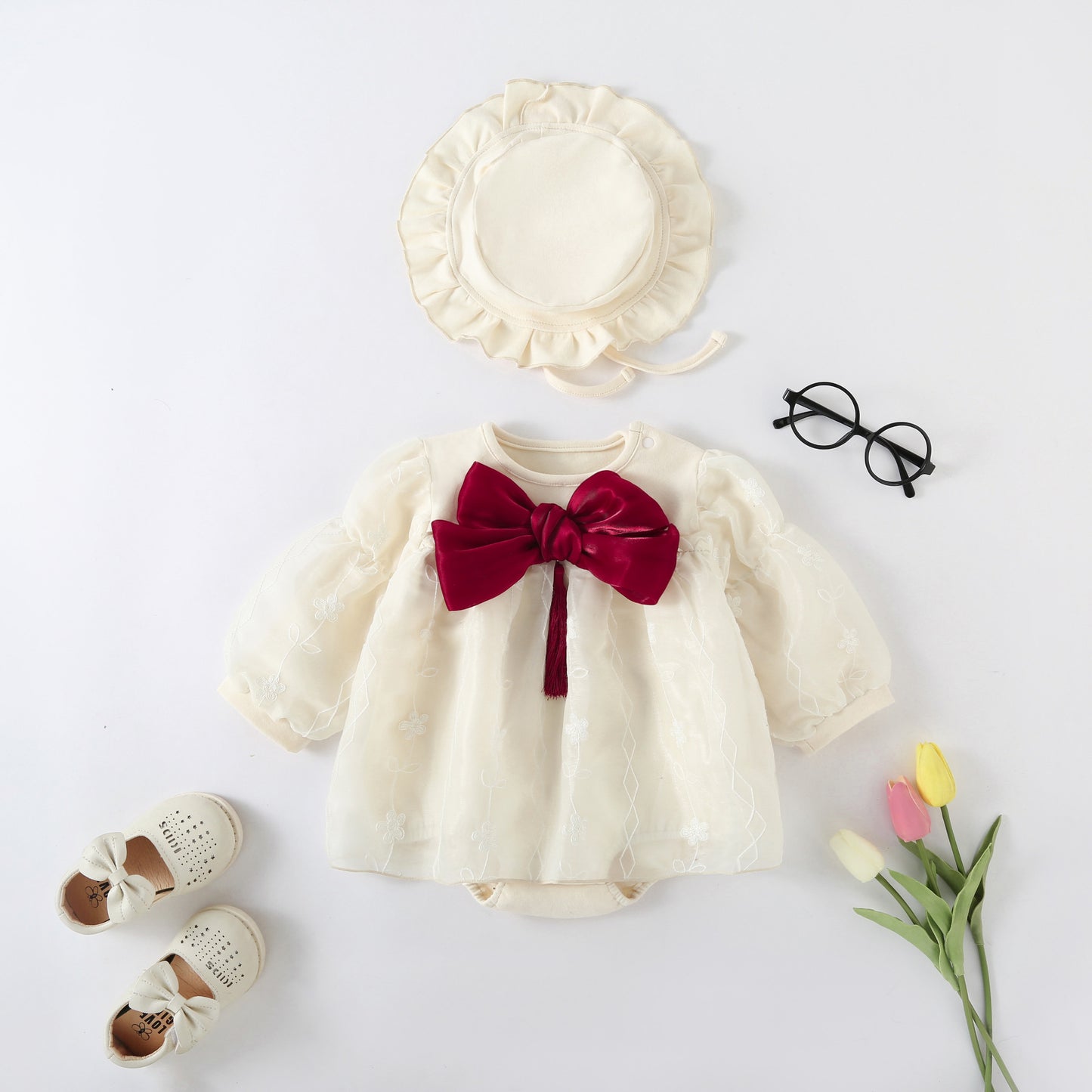 Vestitino Fiocco con cappellino