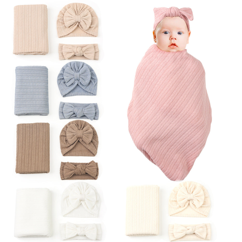 Set 3 Neonati con Coperta Fascia e Cappellino
