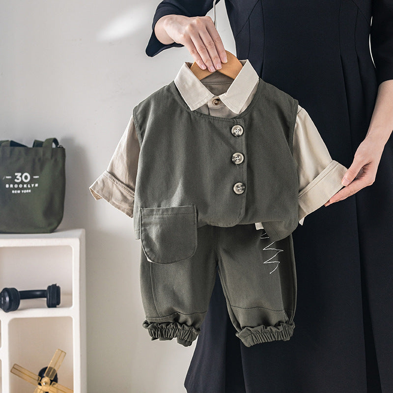 Completo due pezzi per Bambini – Stile Classico e Raffinato