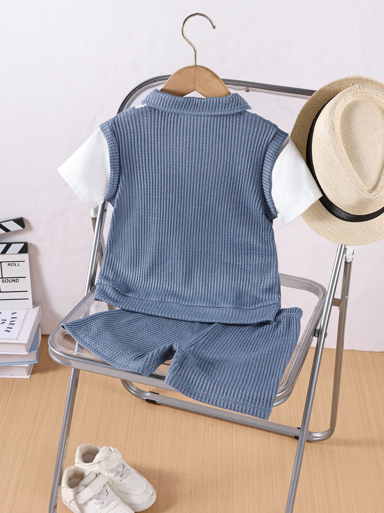 Completo bimbo 3 pezzi con gilet in maglia Blu denim