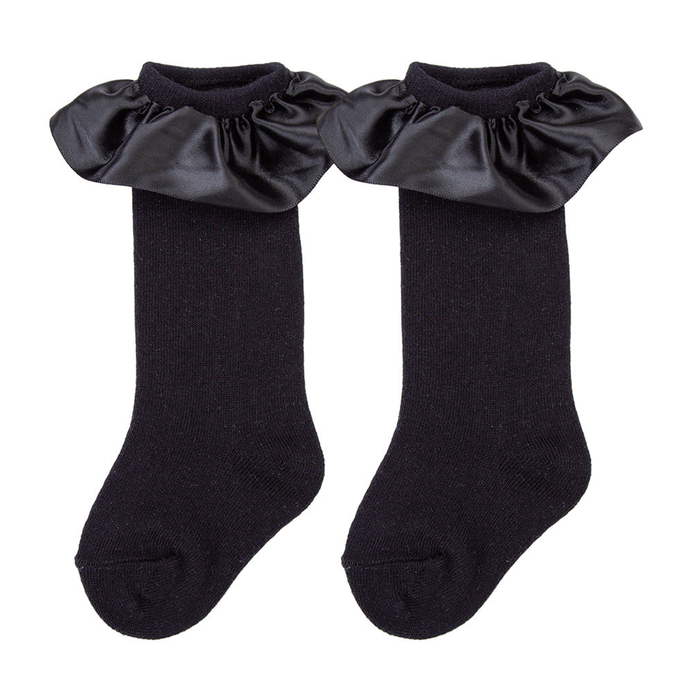 Calze con Risvolto in Raso – Eleganza per Piccoli Look