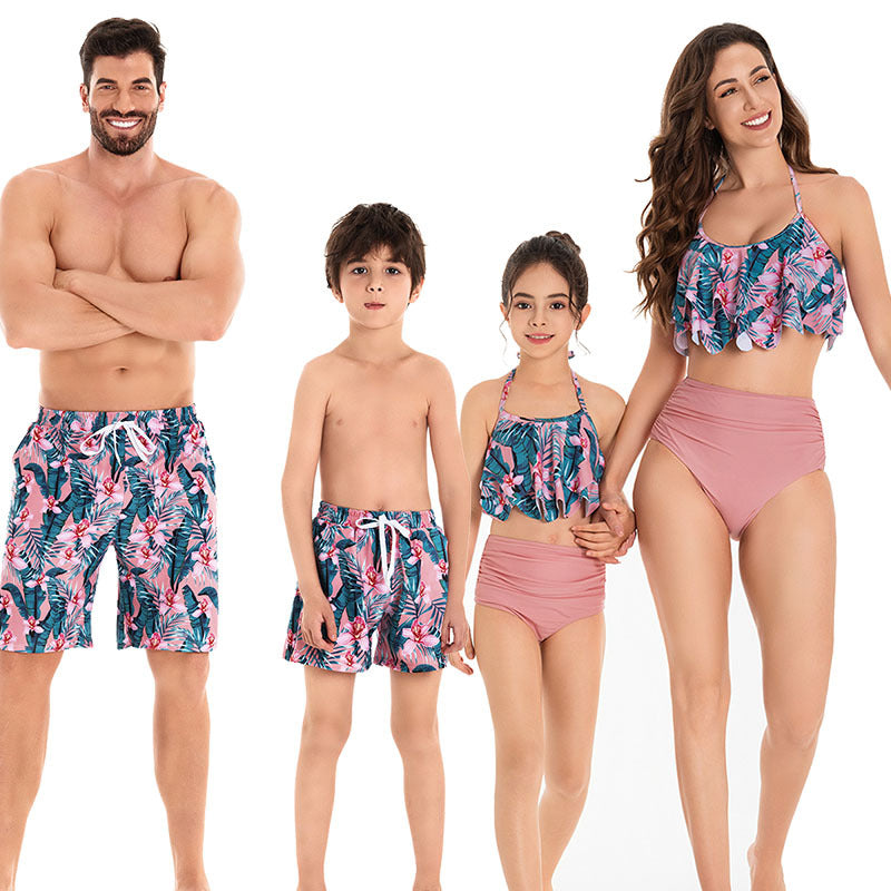 Costumi coordinati famiglia – Stampa tropicale rosa e verde