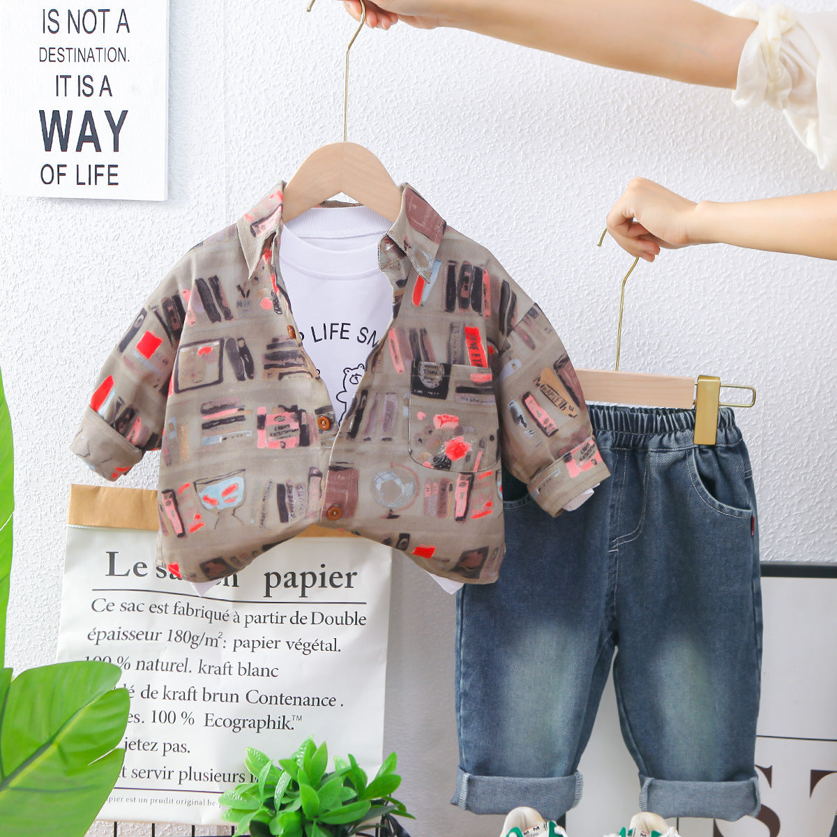 Completo Bimbo "Book Lover" Camicia Stampata, T-shirt e Jeans