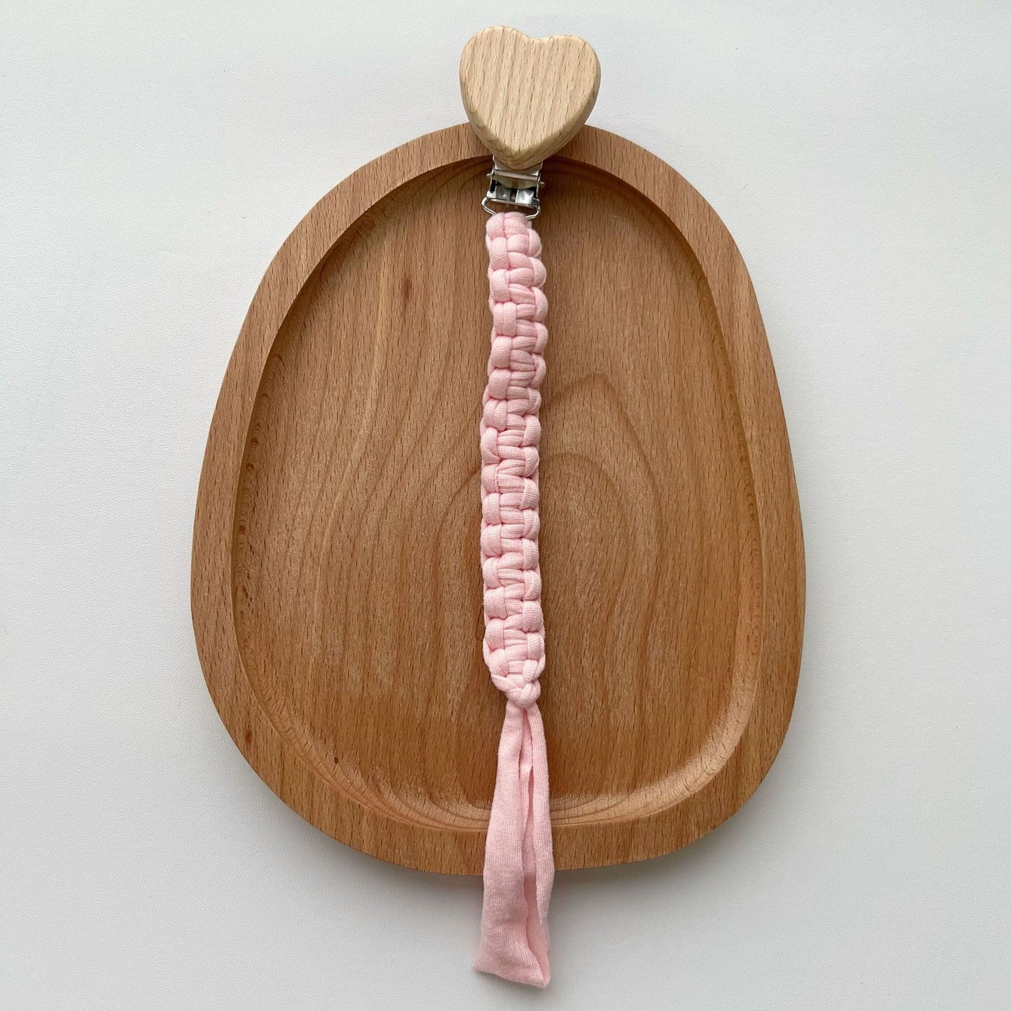 Portaciuccio Intrecciato in Cotone con Clip a Cuore in Legno