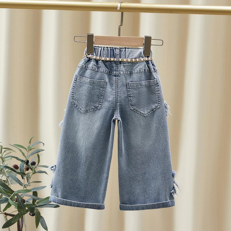 Jeans Strappati con Stelle e Dettagli Gioiello