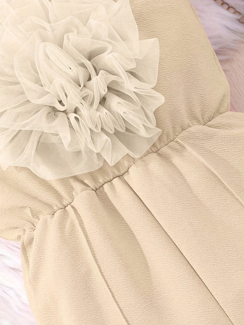 Tuta Elegante Bimba con Fiore in Tulle – "Blossom Chic"