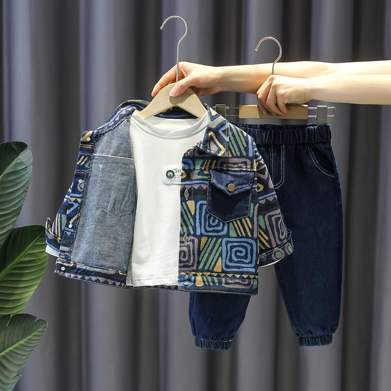 Set 3pz bimba Giacca,t-shirt e jeans