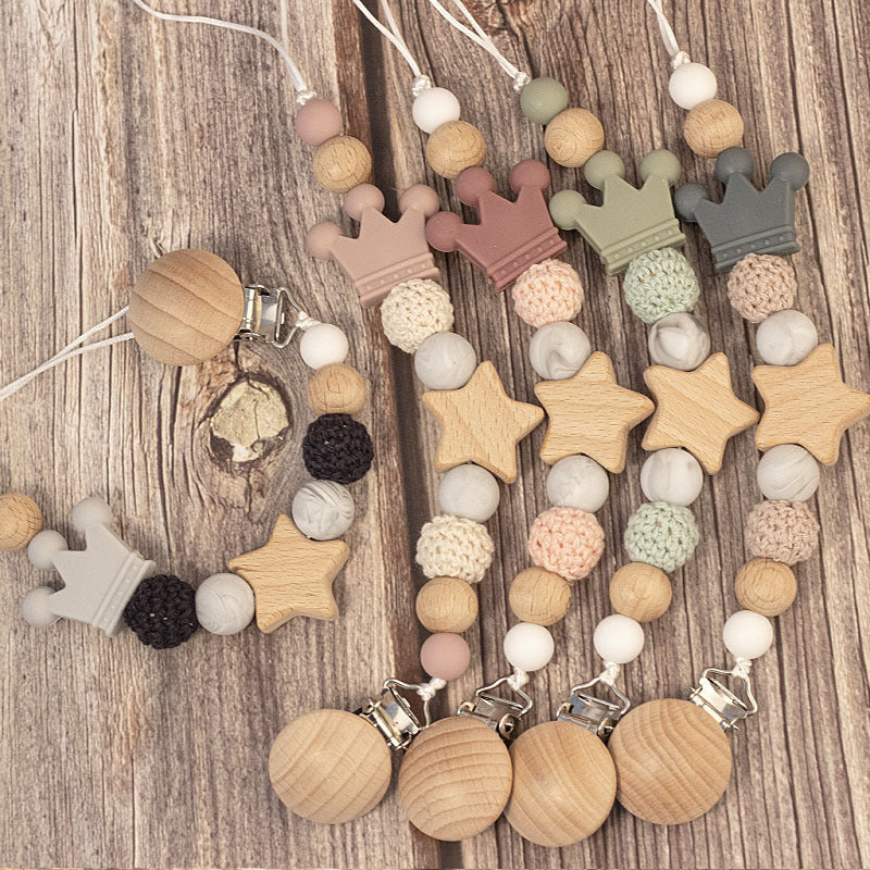 Portaciuccio in Legno e Silicone – Design Naturale con Perline