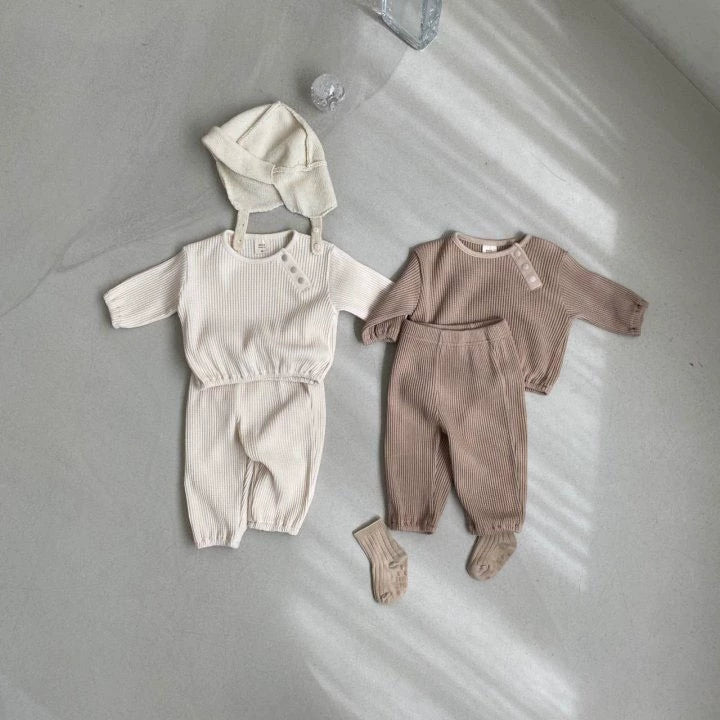 Completo Bimba/Bimbo "Teddy & Flower" – Felpa e Pantaloni con Stampa Orsetti e Margherite (Copia)