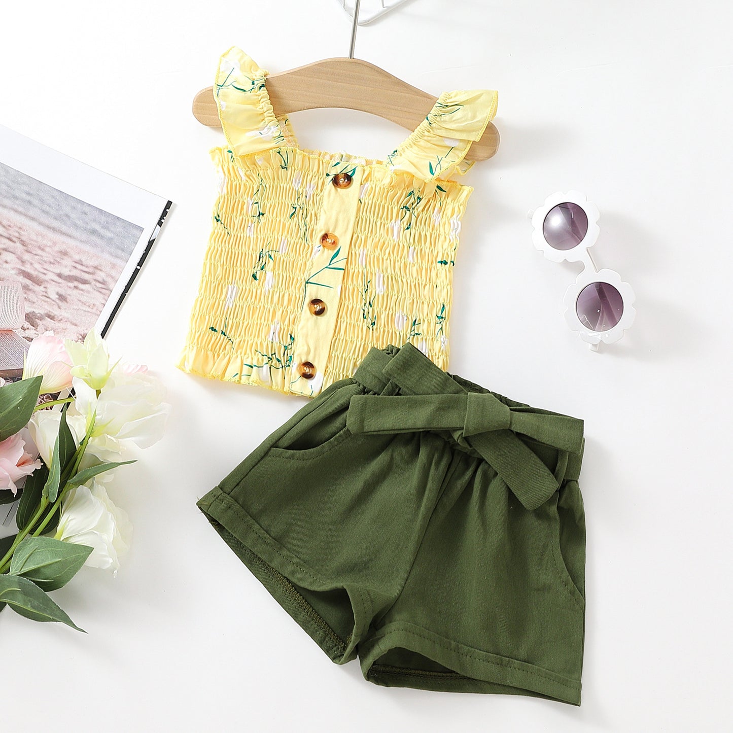 Completo estivo bambina 2 pezzi con top smockato e shorts con fiocco