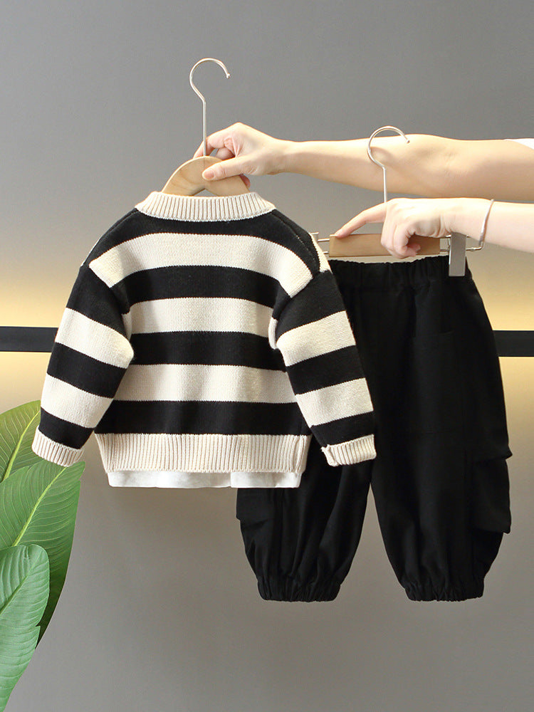 Completino Bambino a Righe – Maglioncino + Pantaloni Cargo