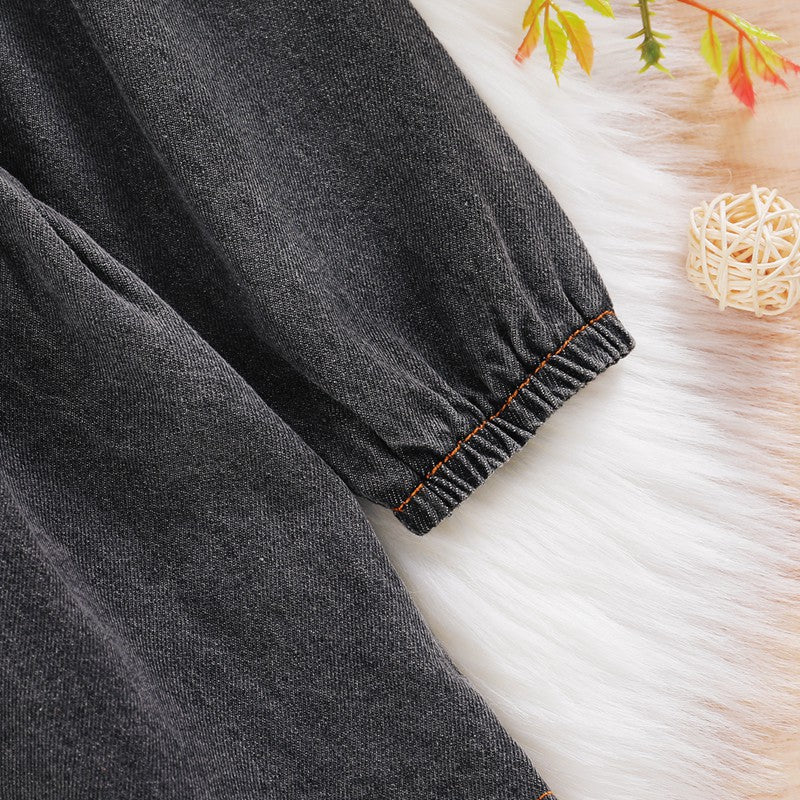 Vestitino Bimba in Jeans Nero con Colletto Volant e Bottoni in Legno