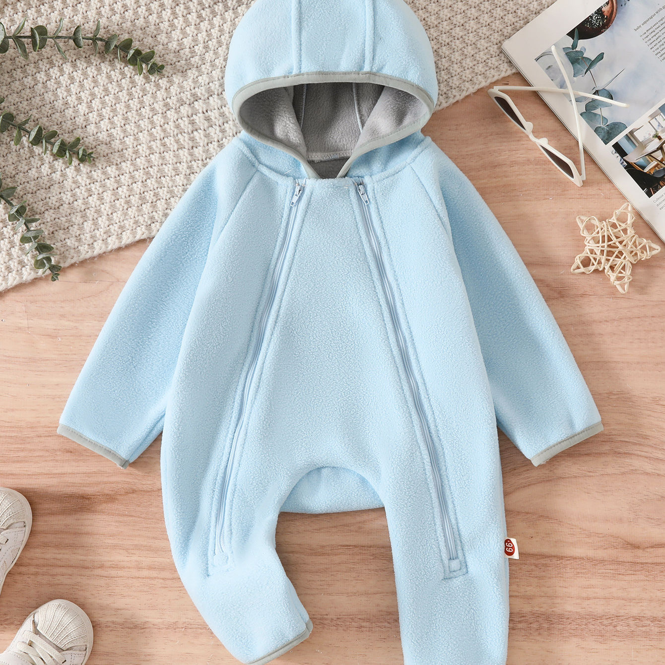 Tutina Invernale Neonato con Cappuccio – Azzurro Pastello