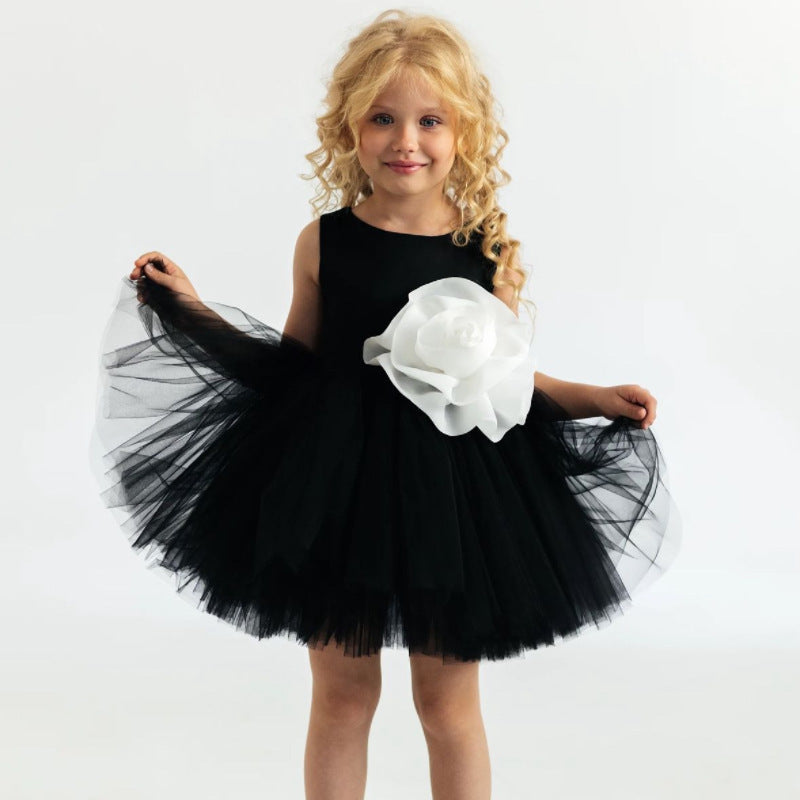 Vestito elegante bimba nero con mega fiore e tulle