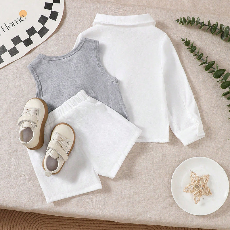 Completo bambino 3 pezzi Camicia bianca, canotta grigia e shorts bianchi