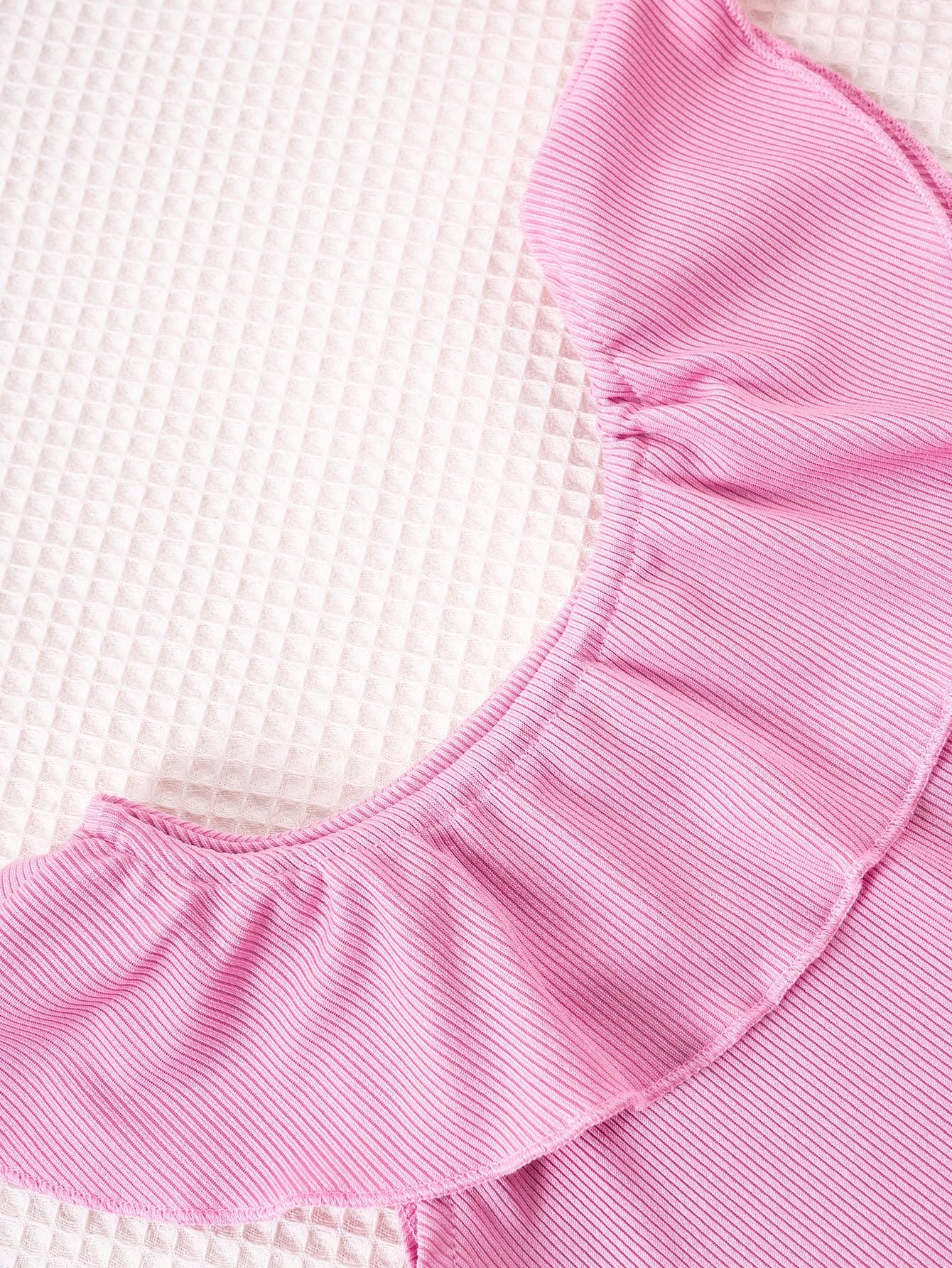 Completo Estivo Bimba – Top Rosa con Volant e Gonna a Balze Floreale