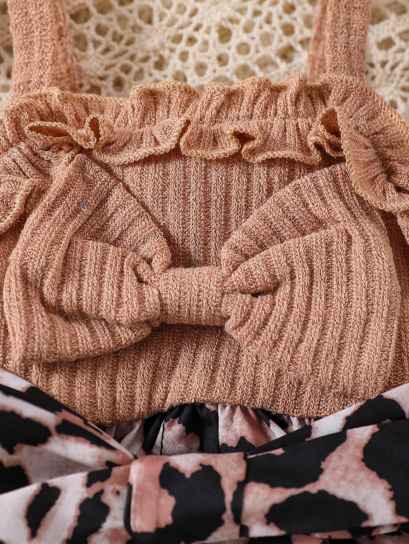 Vestitino estivo bambina 2 pezzi con stampa animalier e cappello coordinato