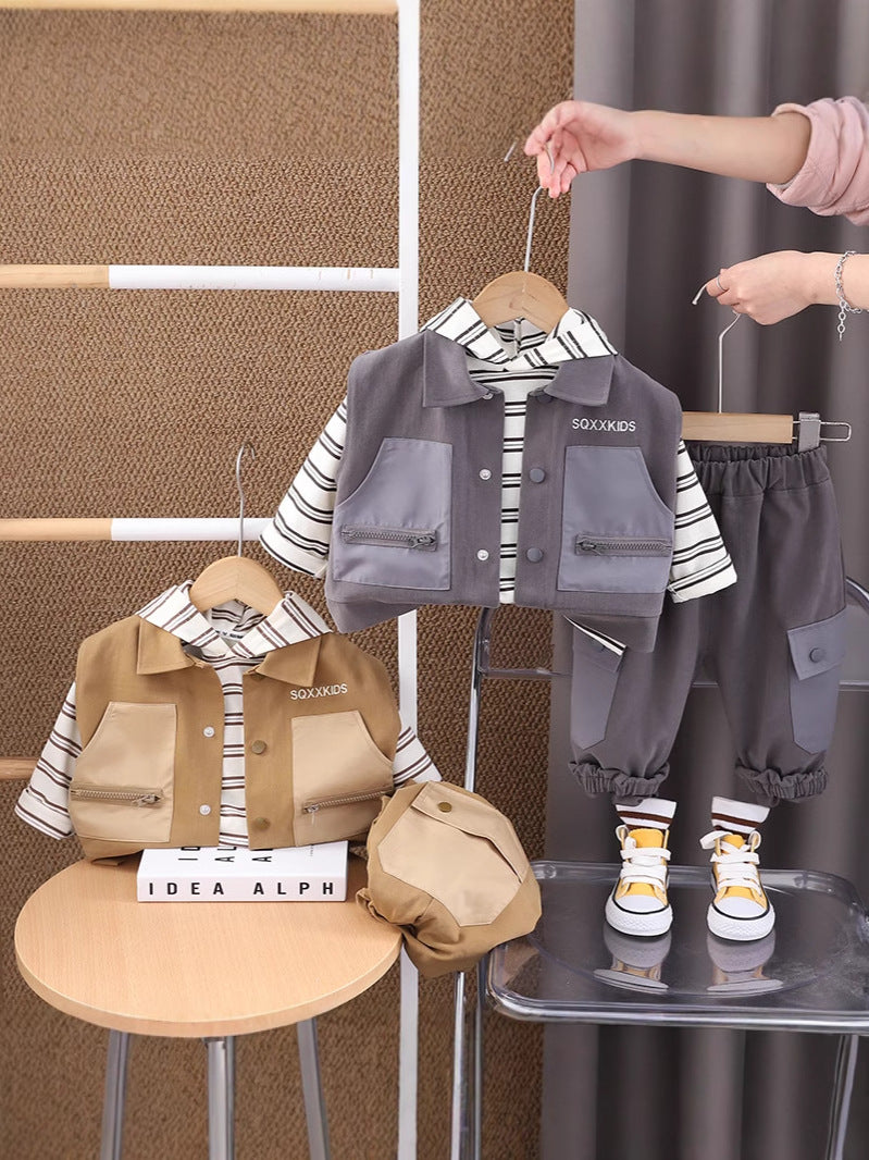 Completo Bambino 3 Pezzi Camicia a Righe, Gilet Multitasche e Pantaloni Cargo
