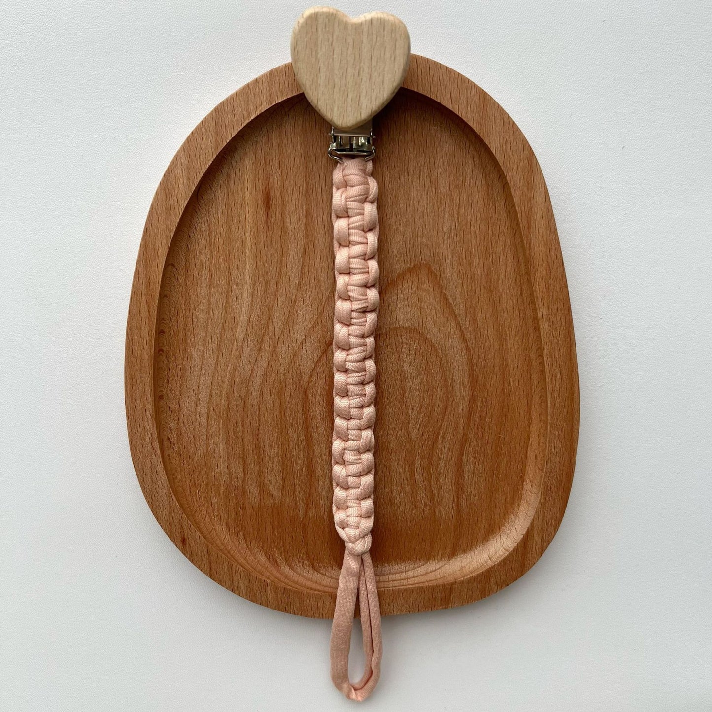 Portaciuccio Intrecciato in Cotone con Clip a Cuore in Legno