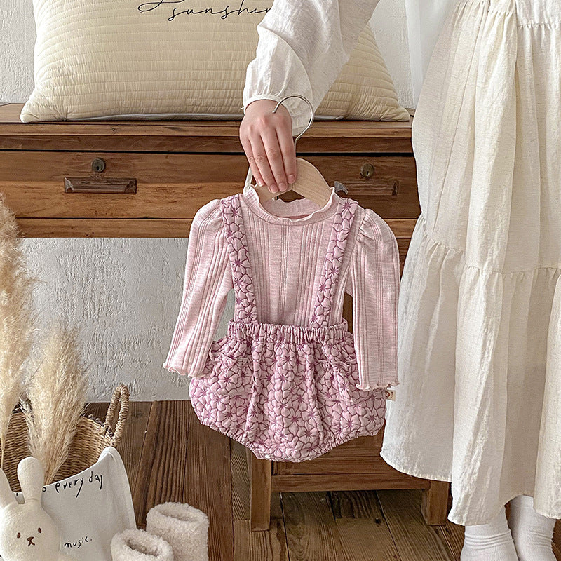 Tutina Bimba con Bretelle e Gonna a Balze – Rosa a Fiori