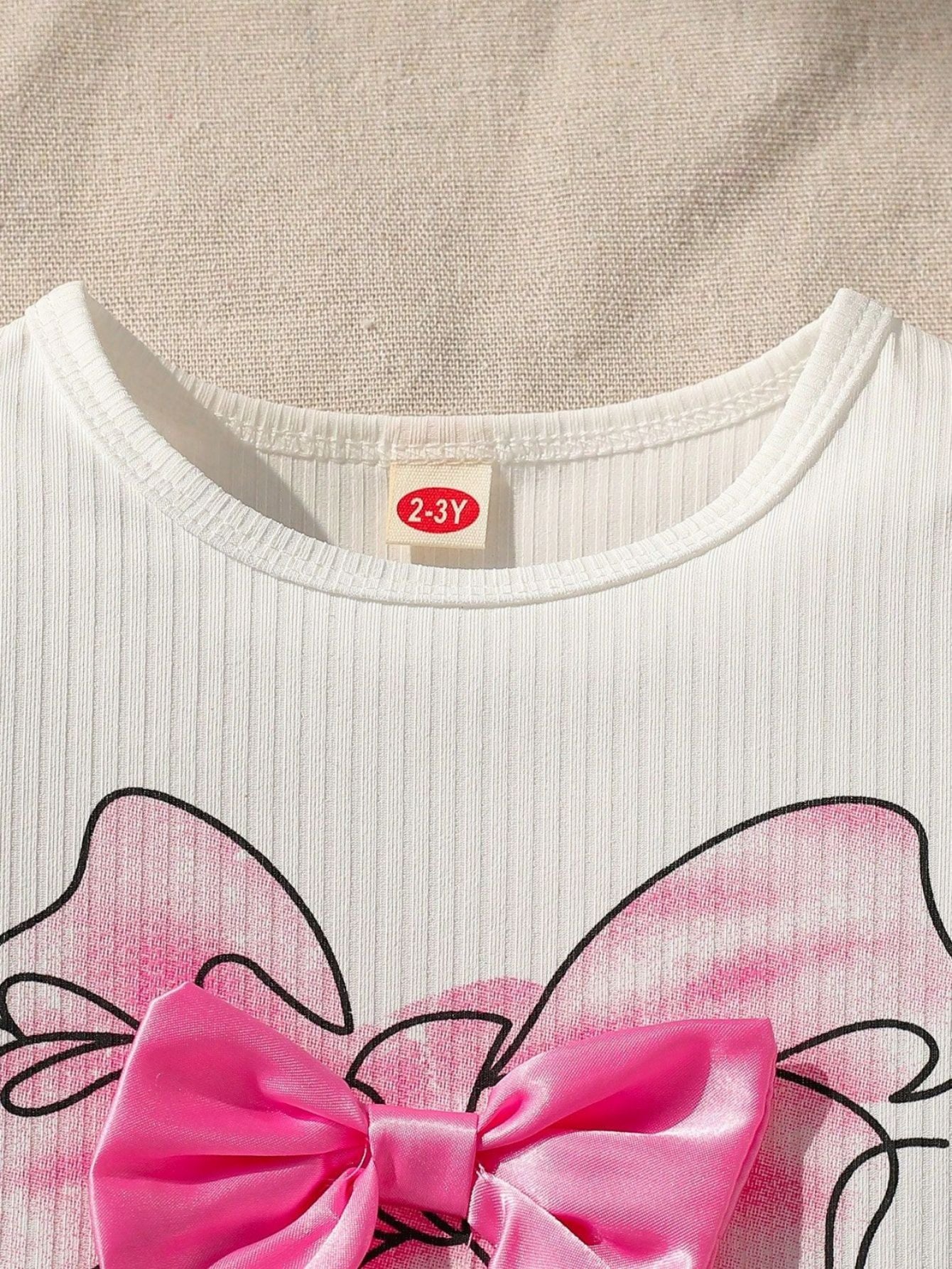 Completo estivo bambina con fiocchi T-shirt “Adorable” e gonnellina rosa
