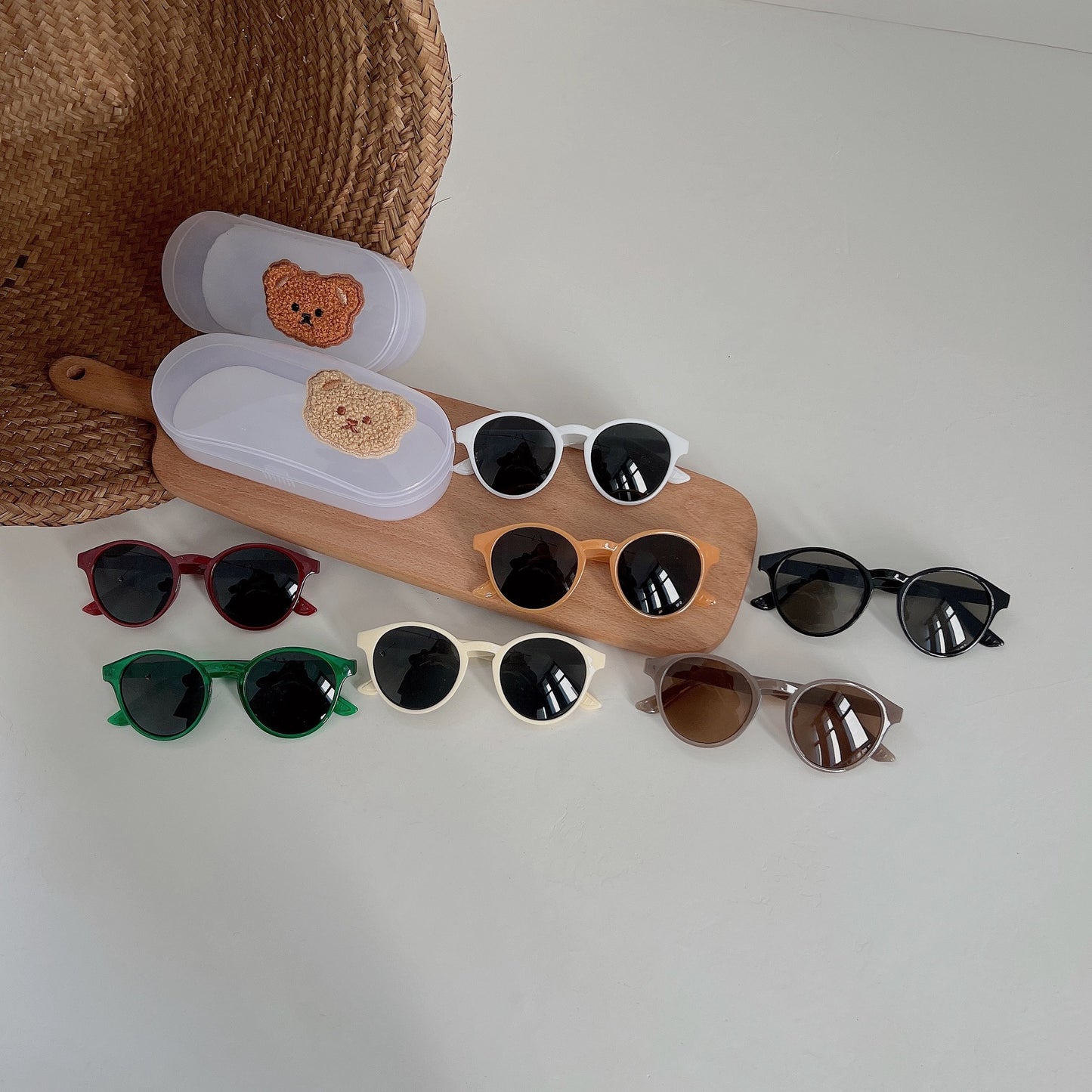 Occhiali da sole colorati per bambini con custodia– Protezione UV400