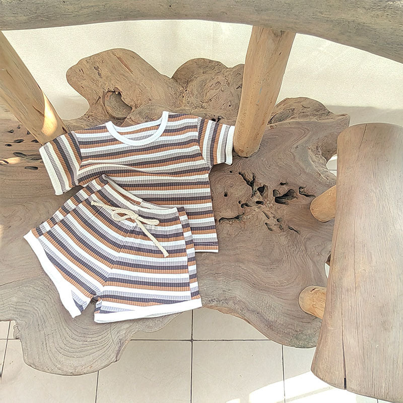 Completo Estivo Bimbo/Bimba Maglietta e Shorts a Righe Colorate