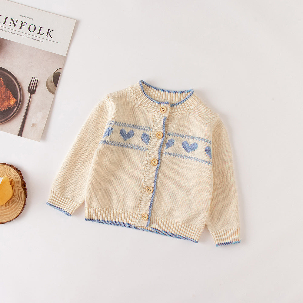 Completo bimba in Maglia con Motivo Cuori - Cardigan e Salopette