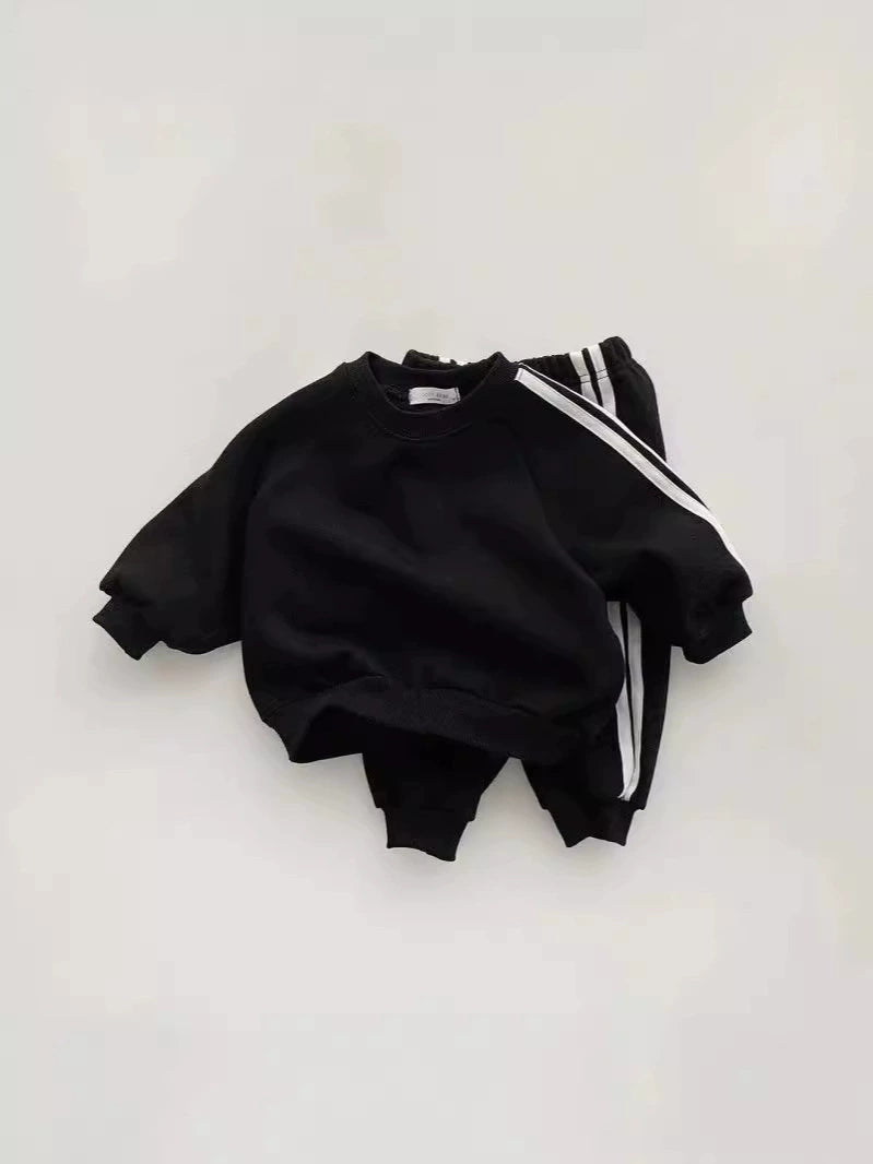 Completo Sportivo Bimbo/Bimba con Bande Laterali