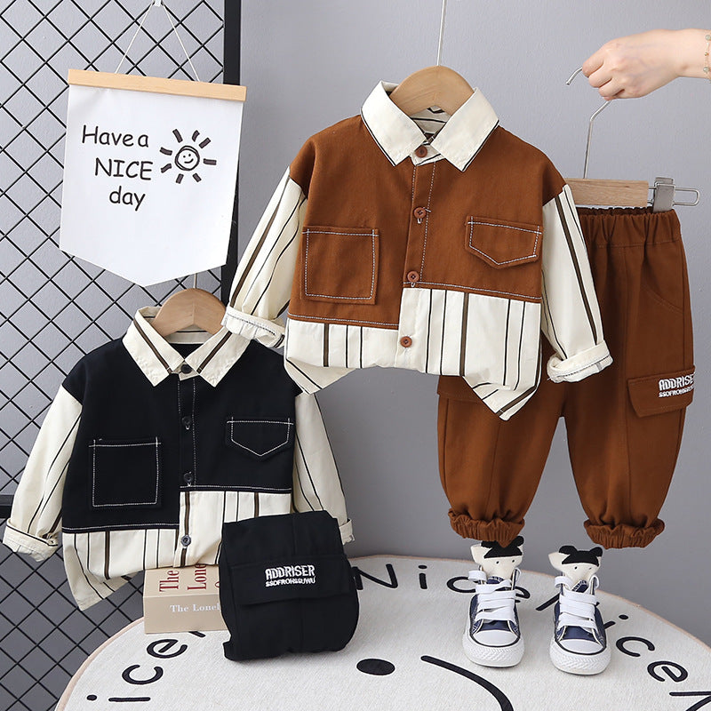 Completo Bimbo - Camicia a Righe Bicolore con Pantaloni Sportivi