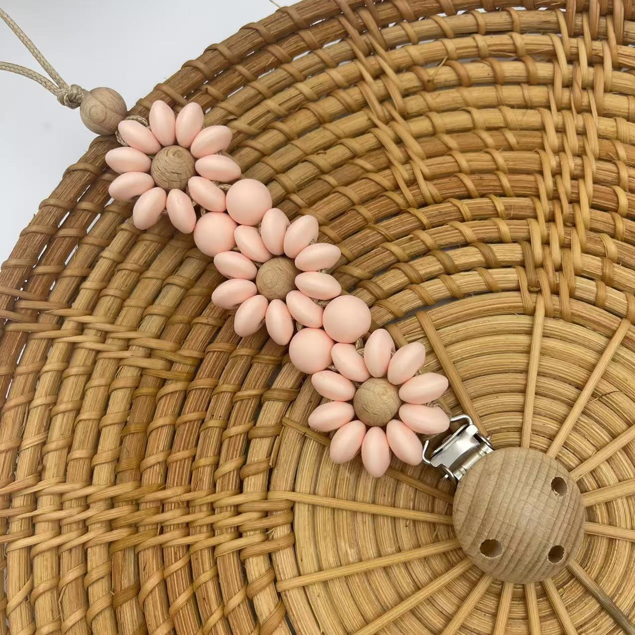 Clip Portaciuccio in Silicone e Legno