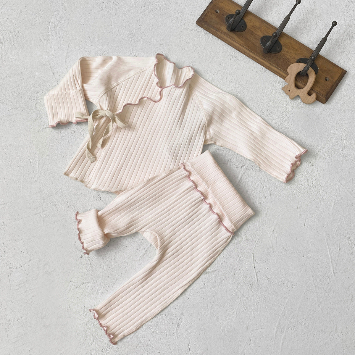 Completo Neonato in Cotone a Costine – 2 pezzi