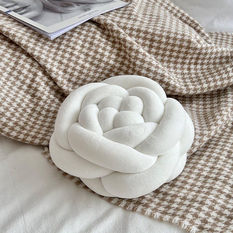 Cuscino Rosa intrecciato – Decorativo e Morbido